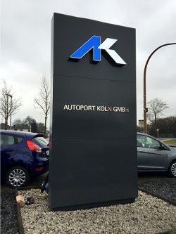 AK Autoport Pylone 4